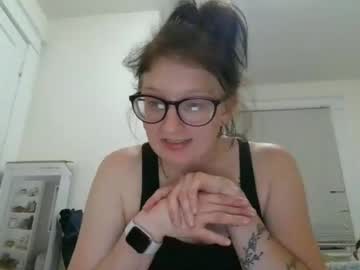 webcam girl alley2024 image #7290258