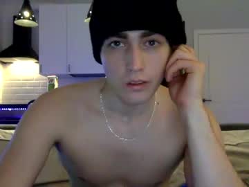 webcam man nonrelevant01 image #994777