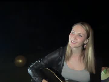 webcam girl kaileeshy image #2577599