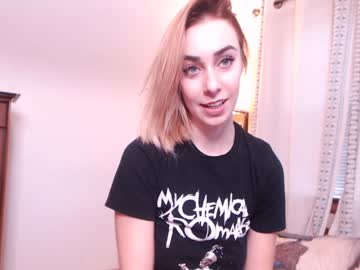 webcam girl eeeveee image #17294