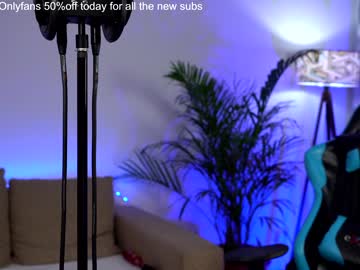 webcam girl naughtyrider69 image #901255