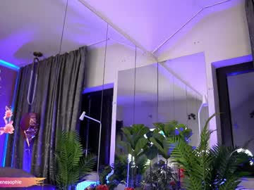 webcam girl serene_sophiex image #8568927