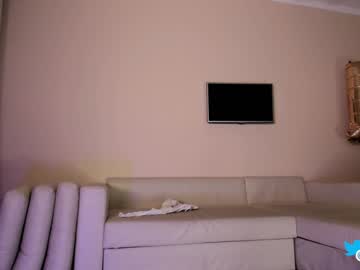 webcam girl hollyextra image #7111463