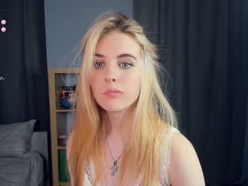 webcam girl slow_kiss image #6236966
