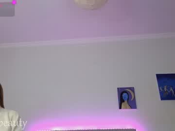 webcam girl small_blondee image #8563757