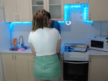 webcam couple renae_tom image #2617595