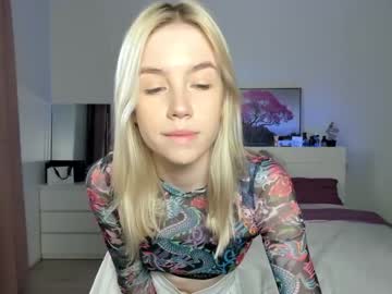 webcam girl _emiliaaa image #4252399