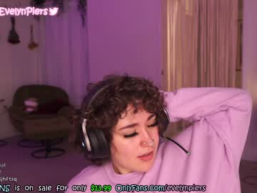 webcam girl evelynpiers image #2725953