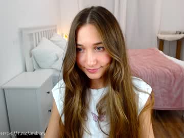 webcam girl ambertan1 image #7070746