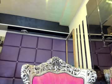webcam girl cateyes_19 image #5197159