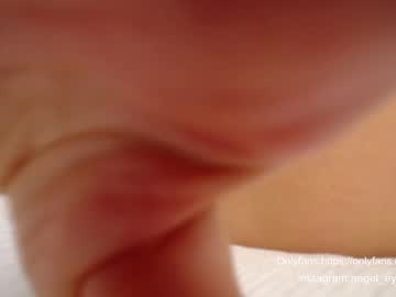 webcam girl angel_eyes01 image #529420
