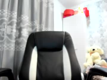 webcam girl bigtitsmary2 image #4235622