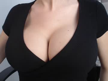webcam girl eat_mee_out image #1911691