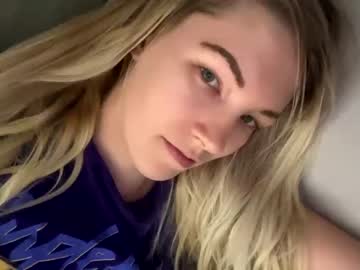 webcam girl mariah95 image #1880478
