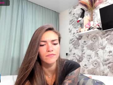 webcam girl joconda image #1979716