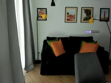webcam girl intrigueeme image #7103088