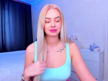 webcam girl 8a8y_nura image #3838020