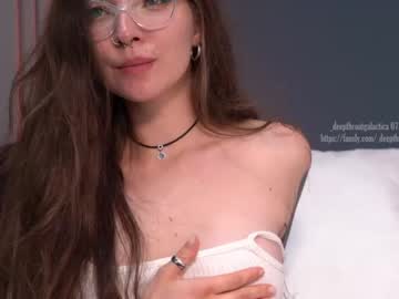 webcam girl _deepthroatgalactica image #2609433
