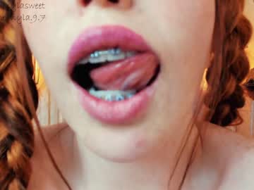 webcam girl snake_soul image #1303059