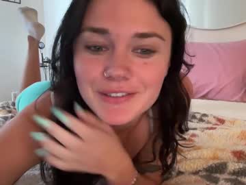 webcam girl queencassidyy image #9322773
