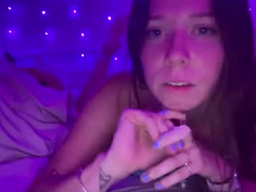 webcam girl astridmaria image #7242551