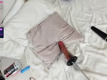 webcam girl lil_angell_ image #2007715