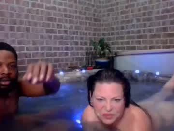 webcam couple milfymel69 image #3214206
