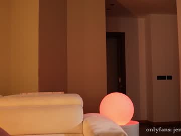 webcam girl therealbonnieclydex image #7196960